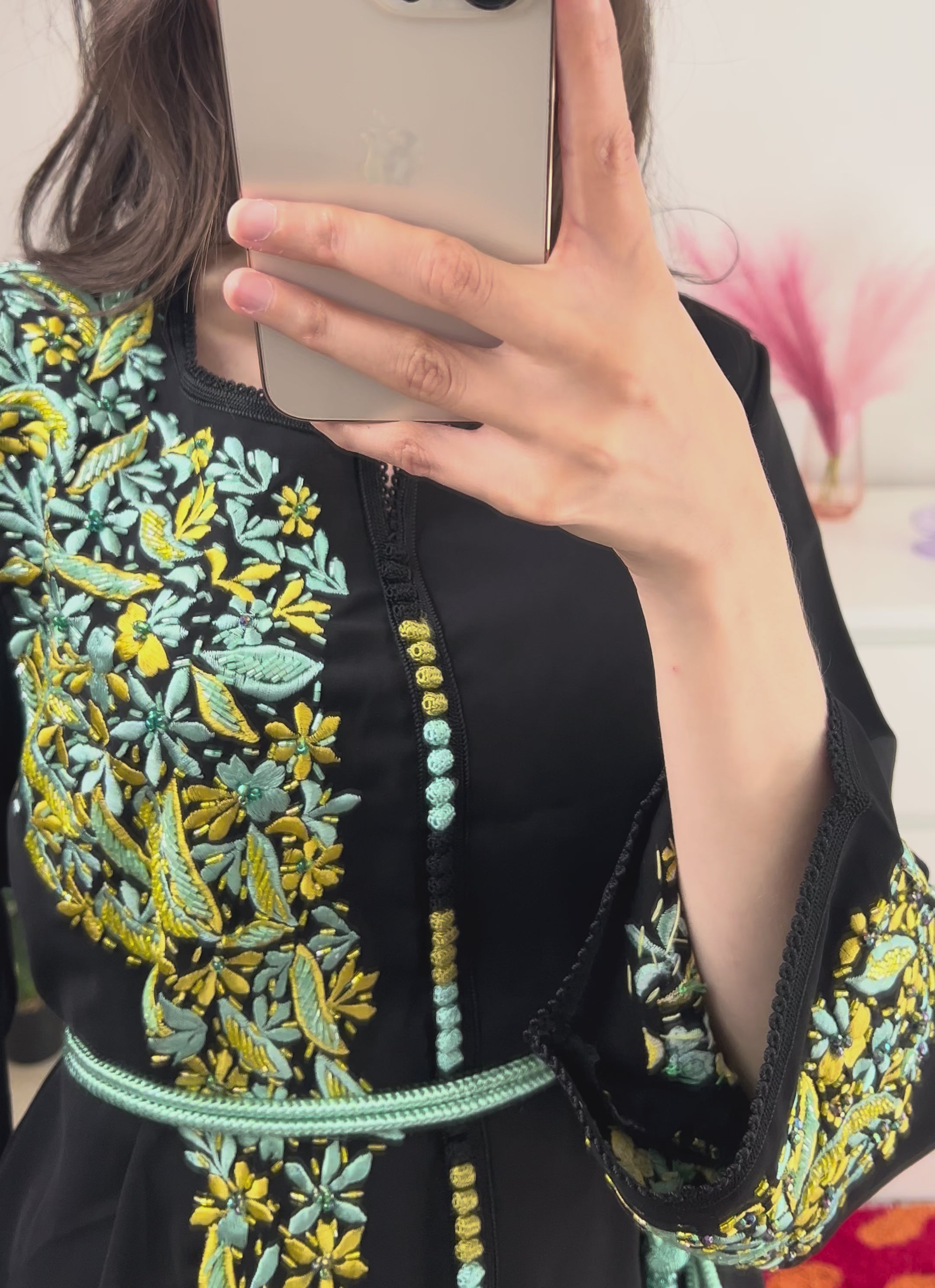 Caftan Noir Broderies Florales
